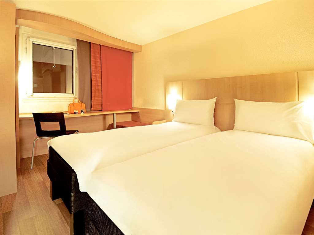 Hotel ibis Paris Créteil Zimmer foto